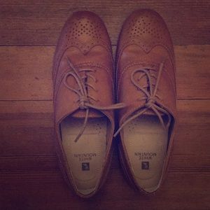 White Mountain Oxford shoes